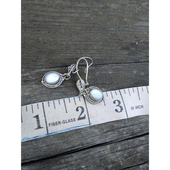 Sterling Silver Southwestern Mother of Pearl Earrings, Vintage Shell Earrings - Picture 9 of 9
